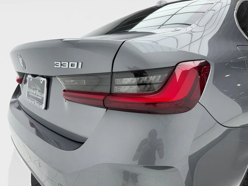 Used 2024 Gray BMW 330i image 7