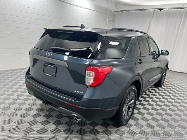 Used 2023 Stone Blue Metallic Ford XLT image 5