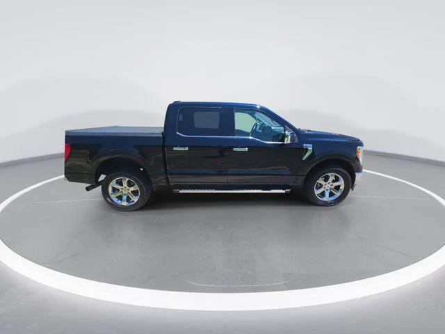 Used 2021 Blue Ford Lariat image 9