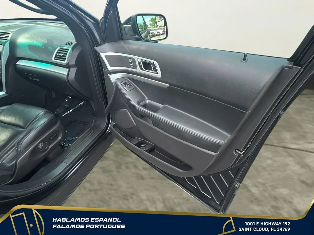 Used 2014 Black Ford XLT image 30