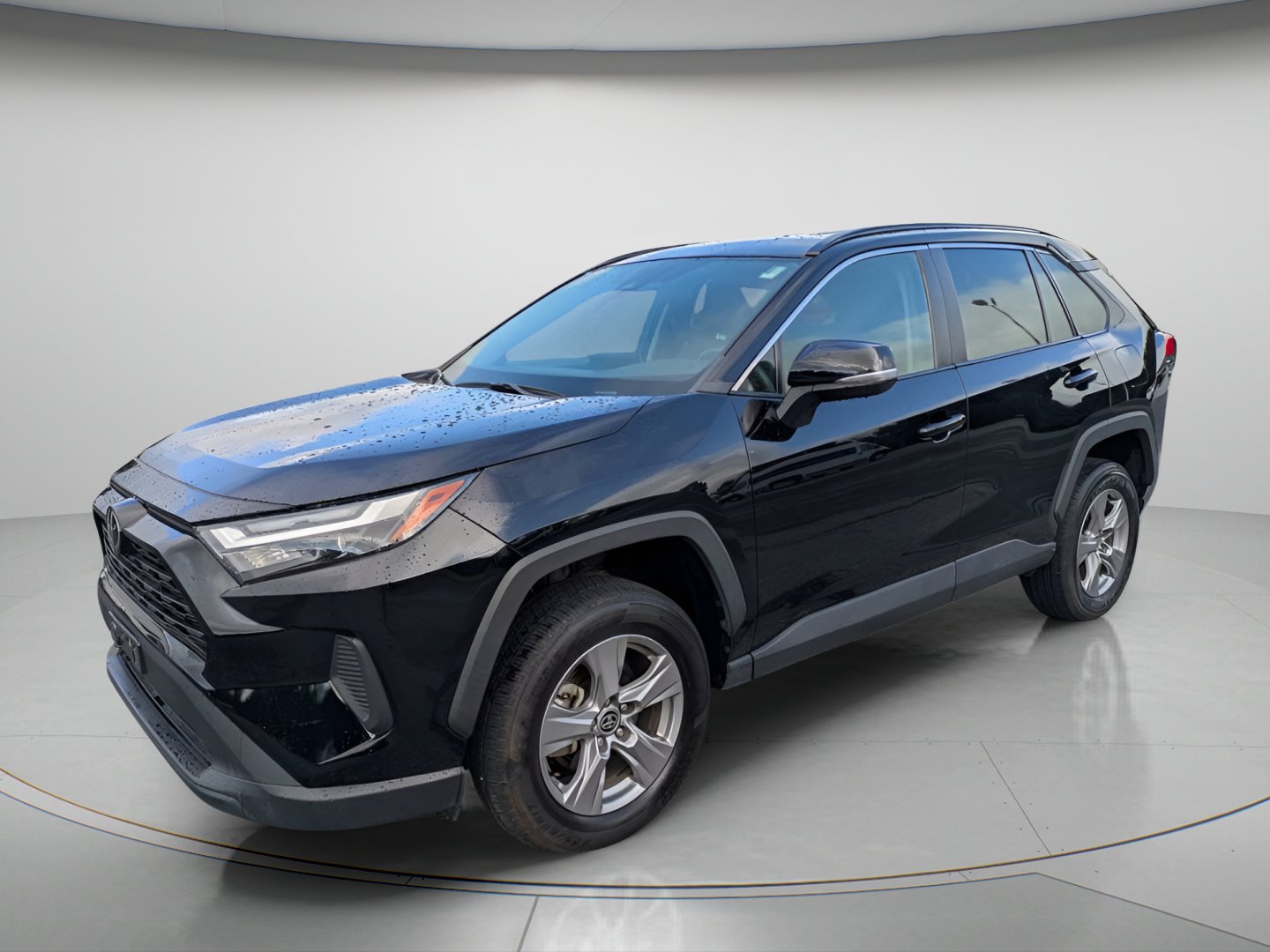 Used 2024 Midnight Black Metallic Toyota XLE image 4