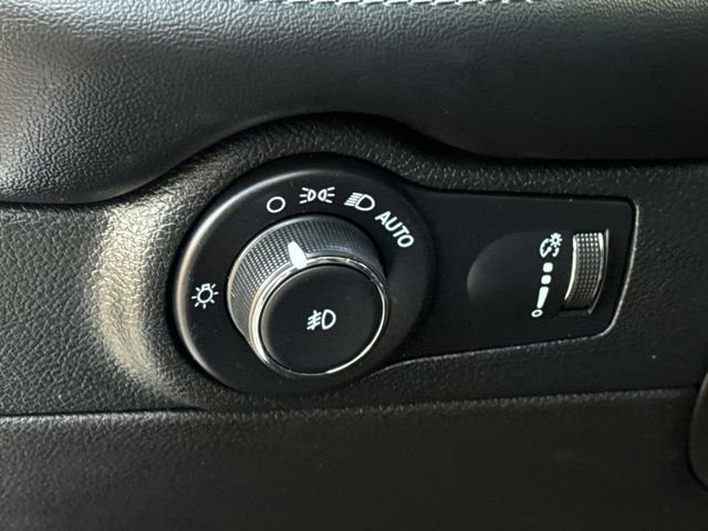 Used 2022 White Dodge GT image 22