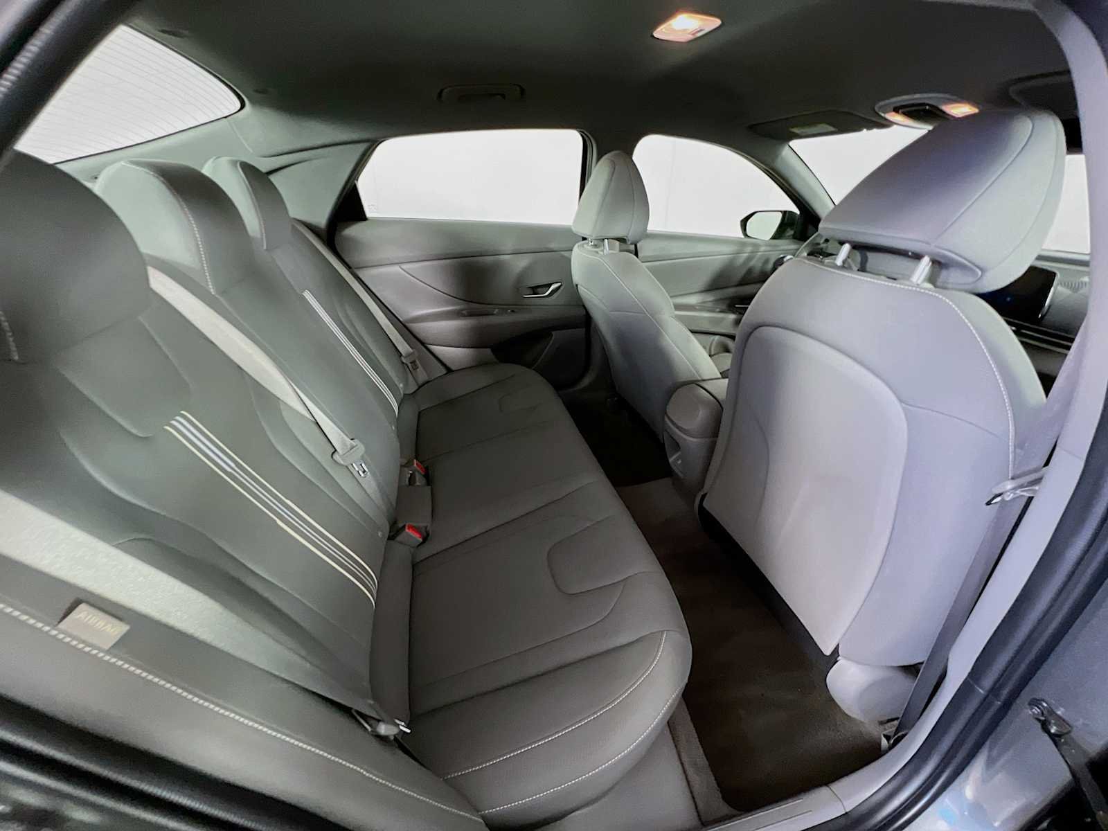 Used 2024 Amazon Gray Hyundai SEL image 26
