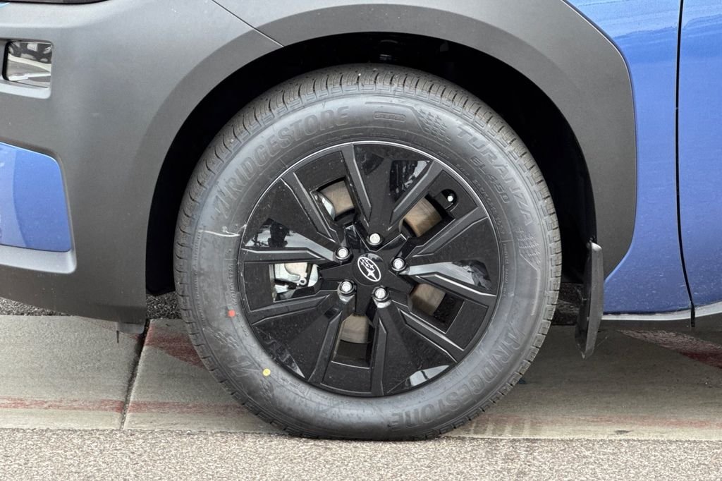 New 2026 DAYBREAK BLUE PEARL Subaru Premium image 35