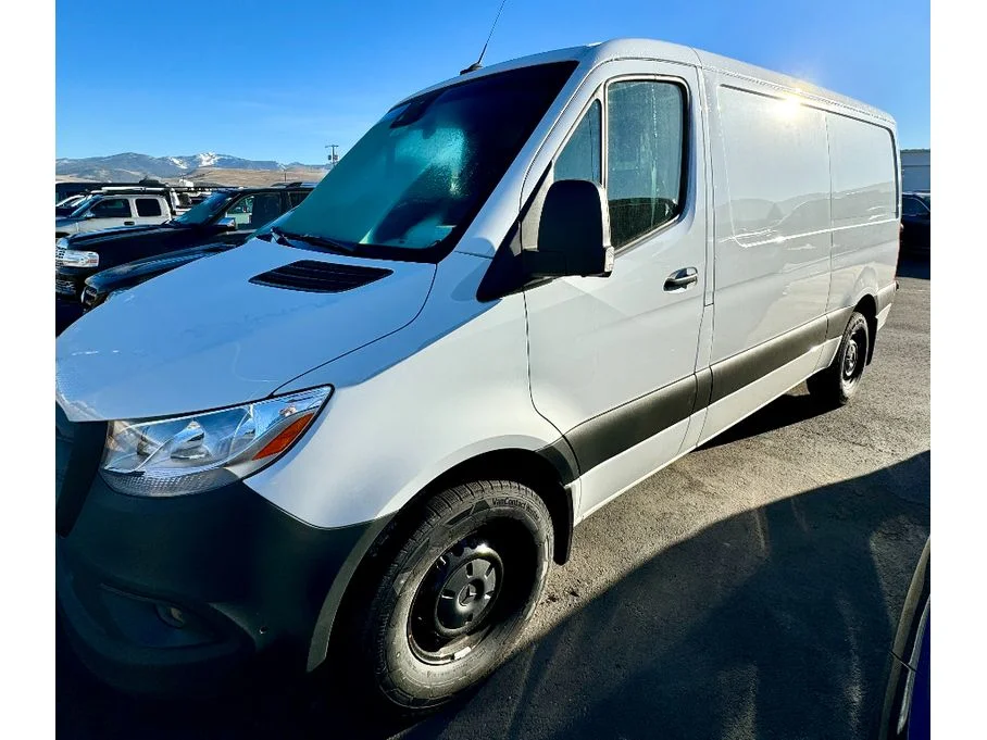 2024 Mercedes-Benz Sprinter 2500 144 WB HO's photo