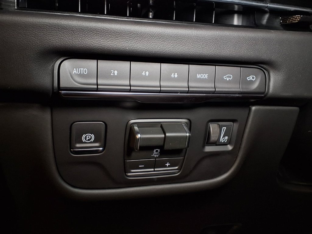 2027 Cadillac Escalade Platinum Sport - Photo 16