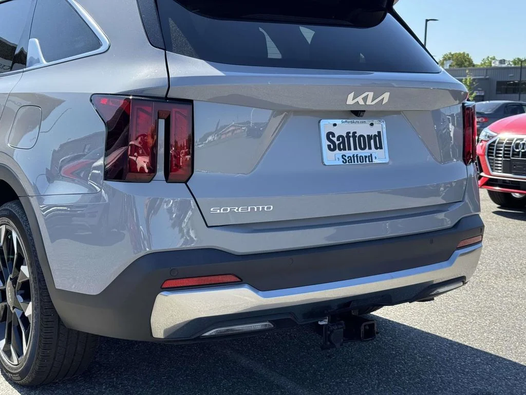 Used 2025 Gray Kia EX image 11
