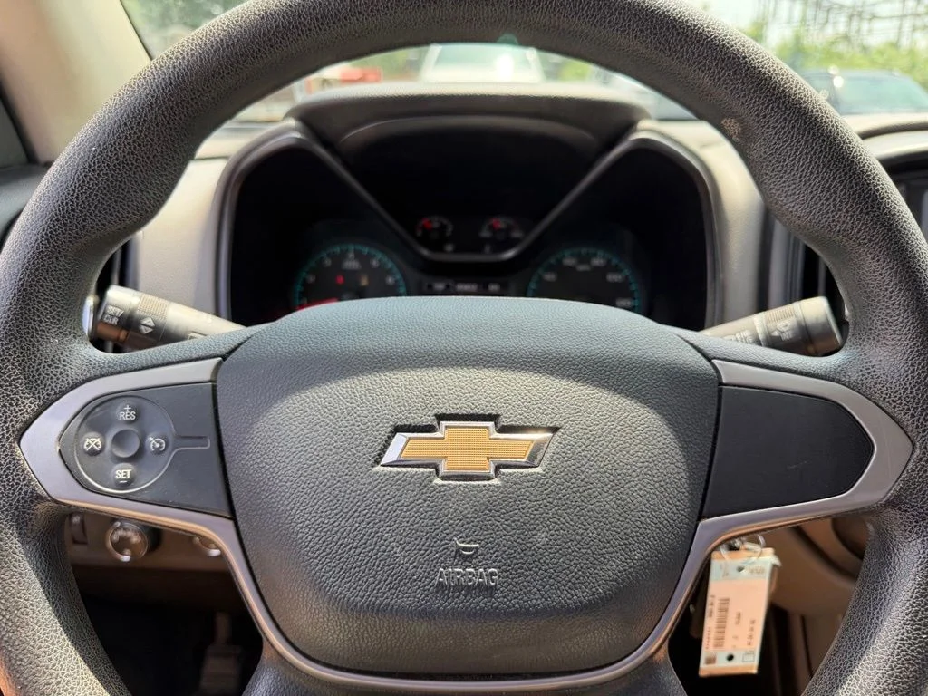 Used 2019 Gray Chevrolet Work Truck image 31