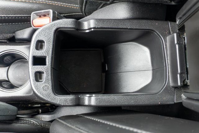 Used 2019 Black Jeep Latitude image 30