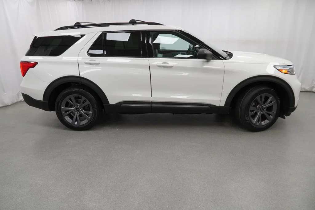 Used 2021 White Ford XLT image 11