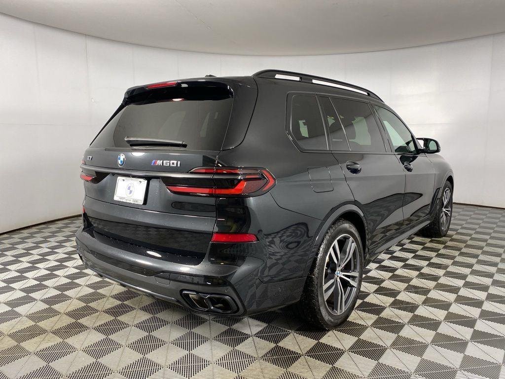 2025 BMW X7 M60i - Photo 32
