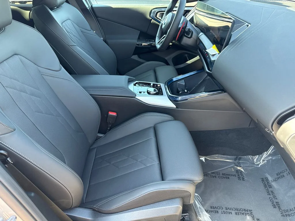 New 2026 Beige BMW M50 xDrive image 13