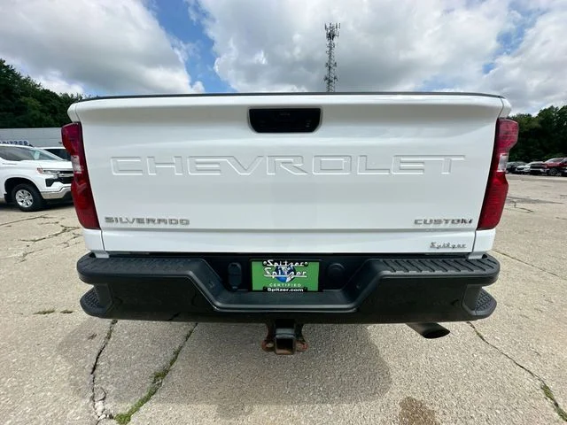 Used 2023 White Chevrolet Custom image 34