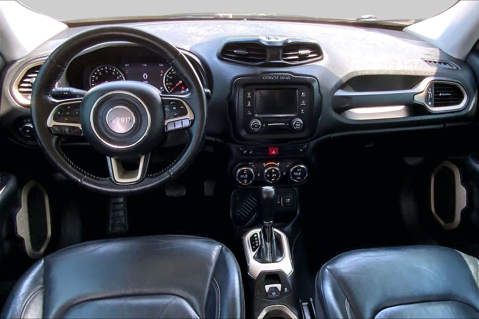 Used 2016 Glacier Metallic Jeep Limited image 16