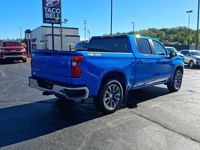 Used 2025 Blue Chevrolet LT image 6