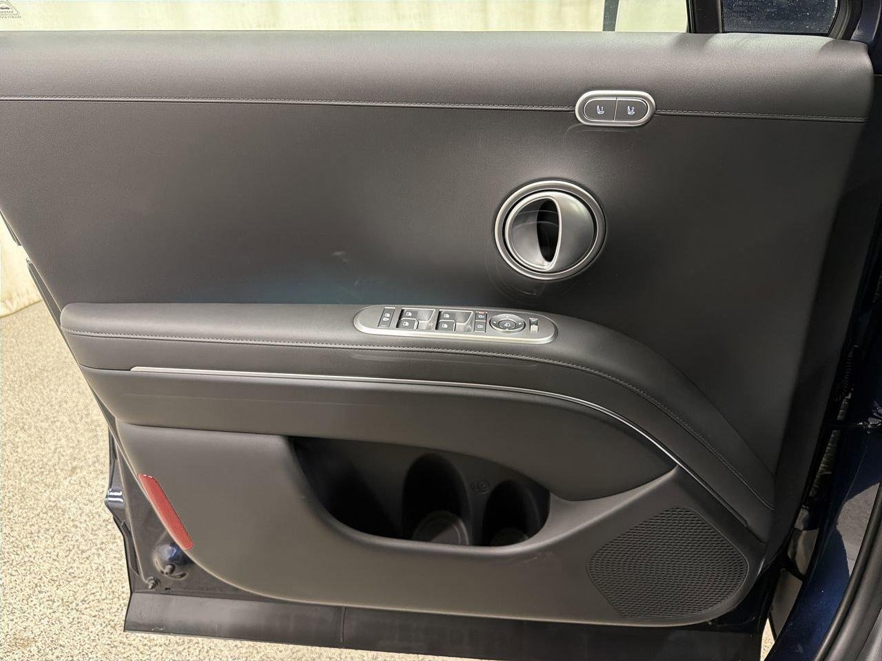 New 2026 Classy Blue Pearl Hyundai SEL Premium 8P image 18