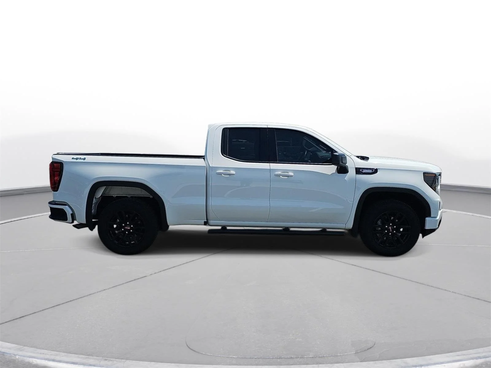 Used 2025 Summit White GMC Elevation image 4