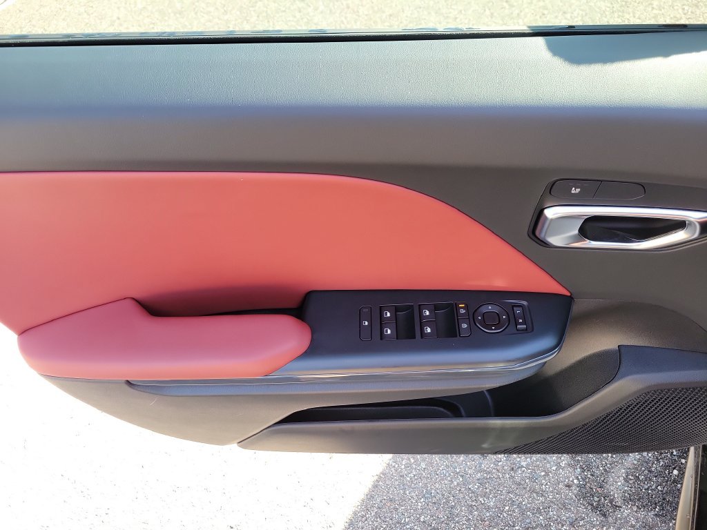 New 2026 Snow White Pearl Kia GT-Line image 19