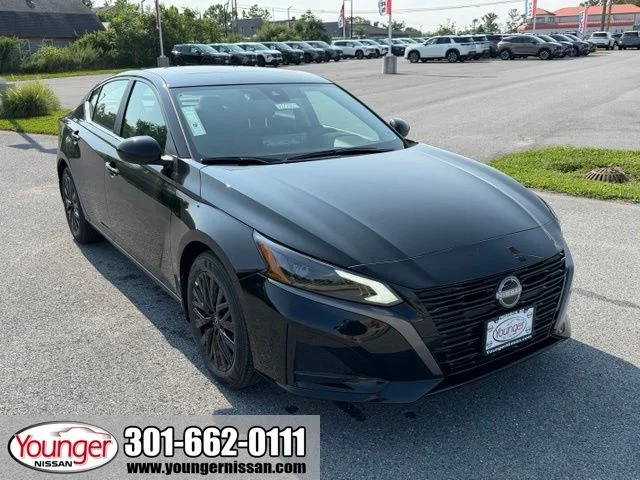New 2026 Super Black Nissan 2.5 SV image 1