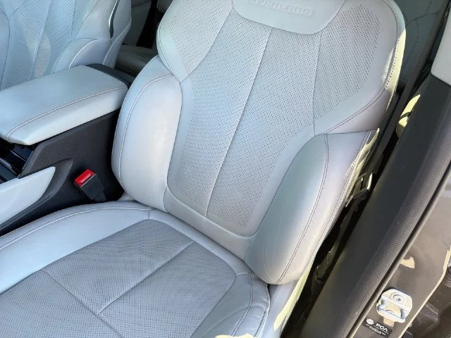 Used 2021 Gray Jeep Overland image 14