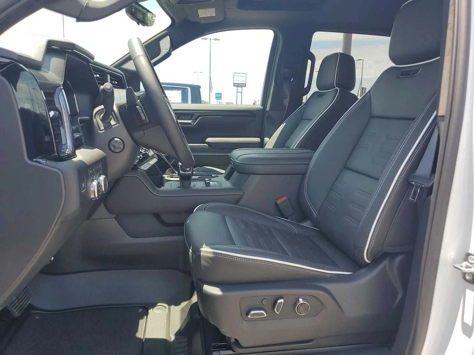 New 2026 Summit White GMC AT4X image 37