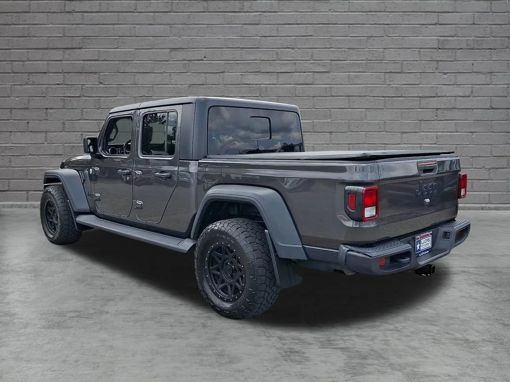 Used 2020 Granite Crystal Metallic Clearcoat Jeep Sport S image 8
