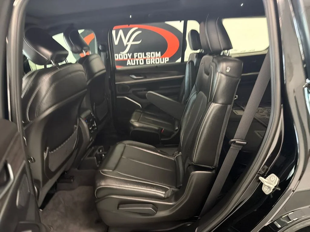 Used 2024 Black Jeep Limited image 14