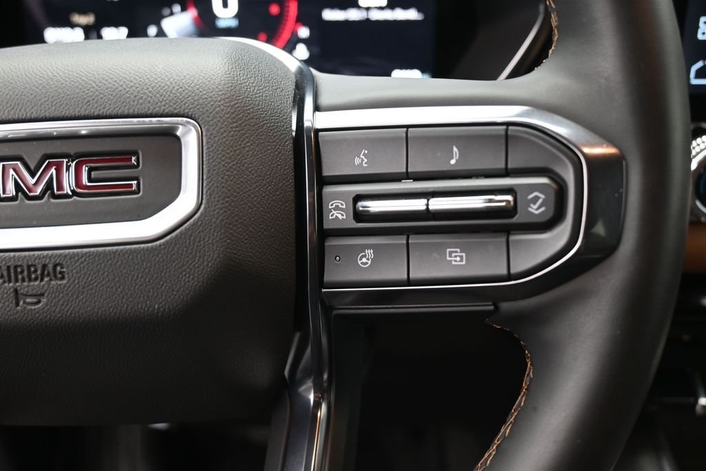 Used 2024 White GMC AT4 image 28
