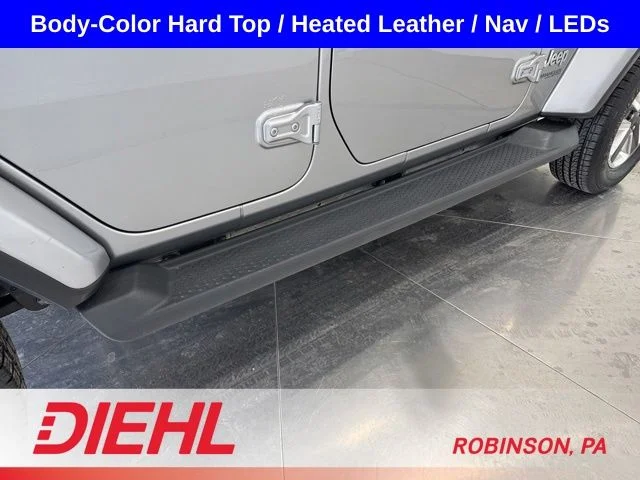 Used 2020 Silver Jeep Unlimited Sahara image 6