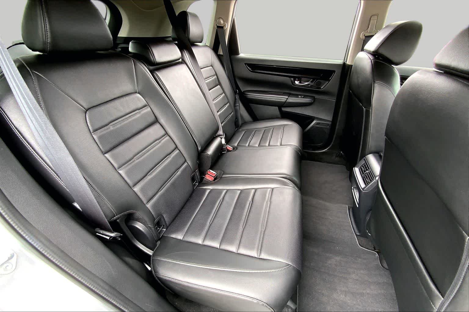 Used 2026 Solar Silver Metallic Honda EX-L image 19