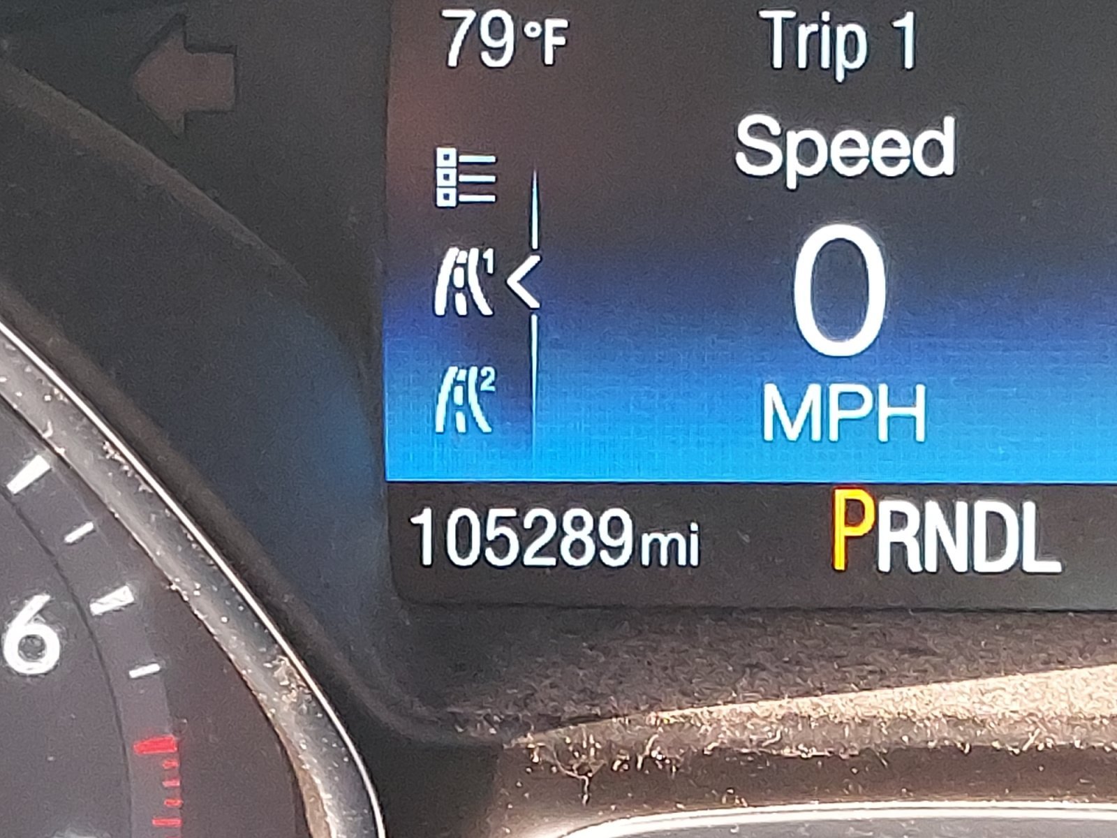 Used 2018 Oxford White Ford SE image 2
