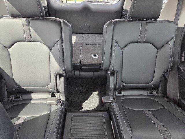 Used 2024 Platinum White Pearl Honda EX-L w/Rear Captain