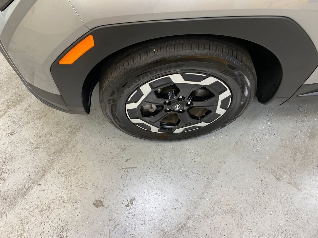 Used 2026 Silver Hyundai SEL image 11