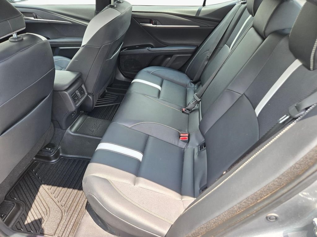 Used 2025  Toyota SE image 17