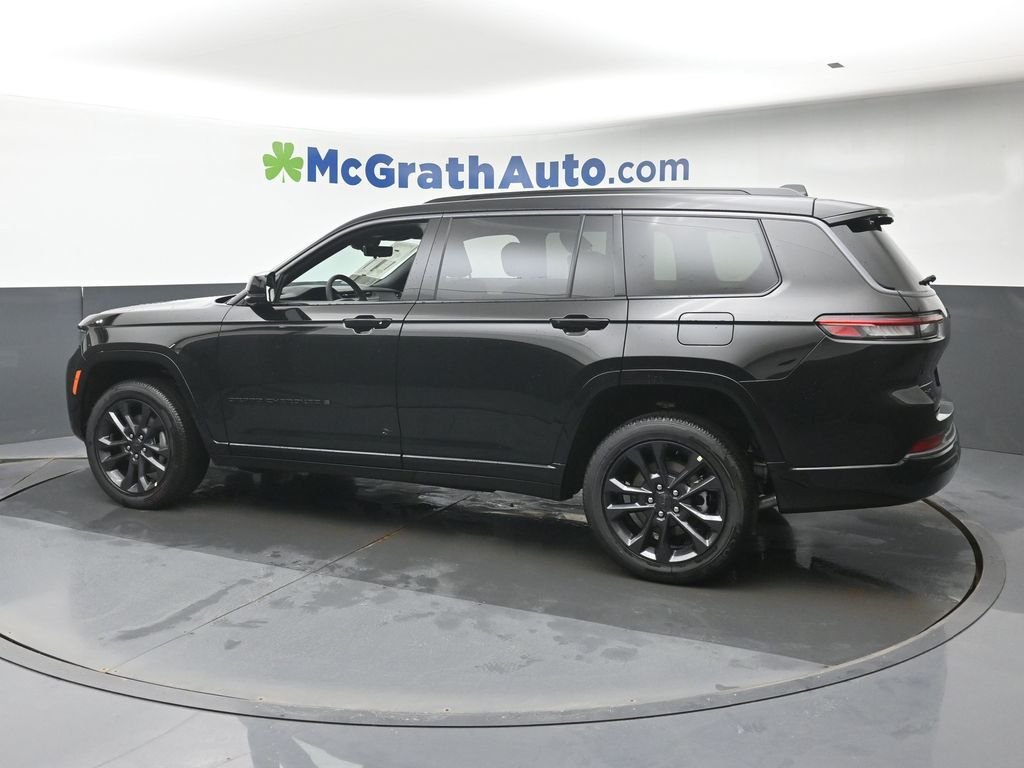 New 2026 Diamond Black Crystal Pearl-Coat Exterior Paint Jeep Limited Reserve image 23