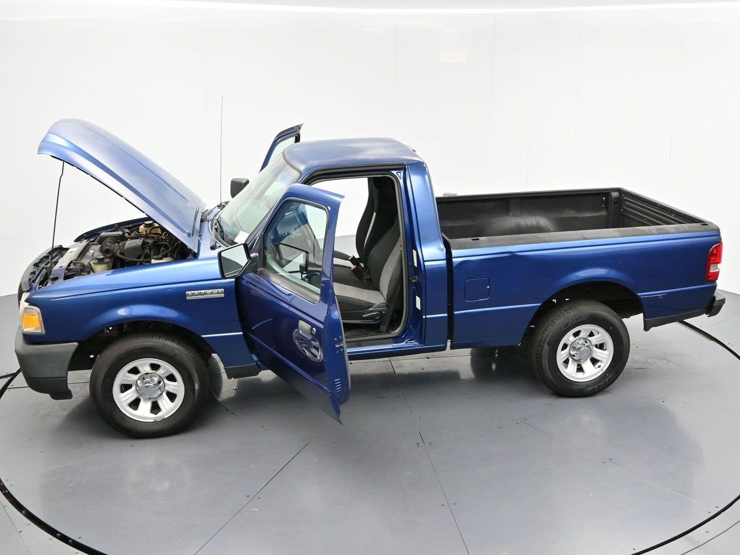 Used 2008  Ford XL image 28