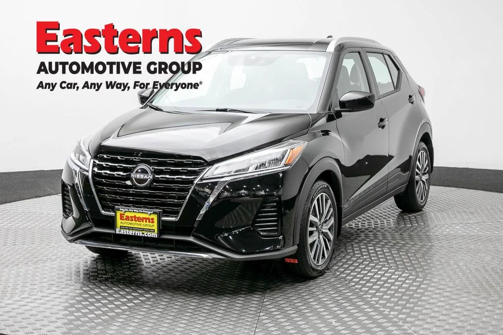 Used 2023 Black Nissan SV image 1