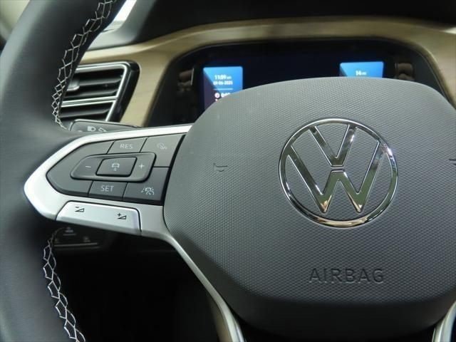2026 Volkswagen Atlas SE w/Tech - Photo 11