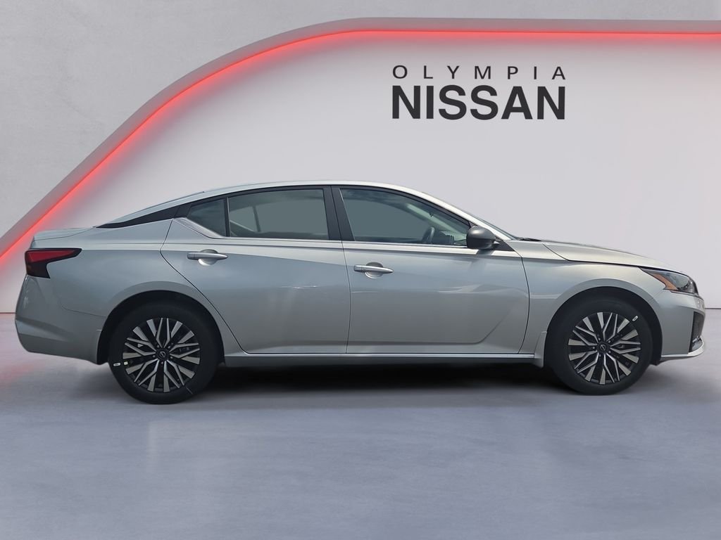 New 2026 Silver Nissan 2.5 SV image 6