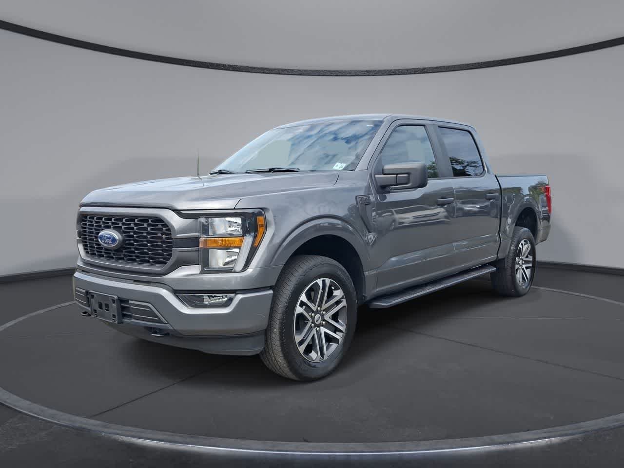 2023 Ford F-150 XL 4x4 SuperCrew 5-1/2 Box's photo