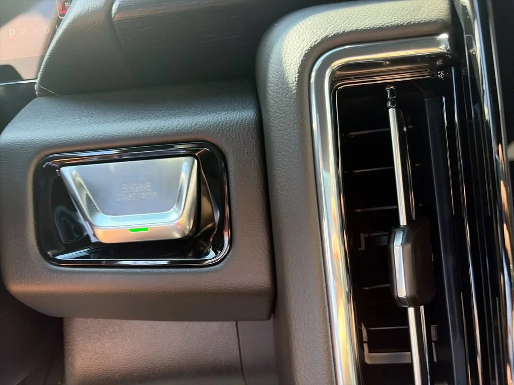 2026 GMC Yukon XL Denali - Photo 21