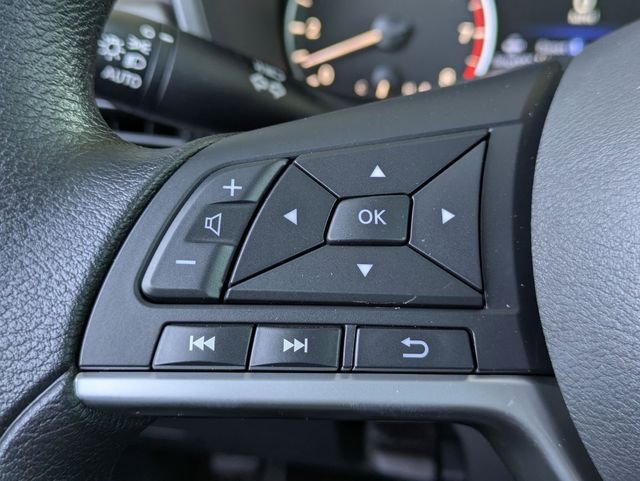 2025 Nissan Altima SV - Photo 9