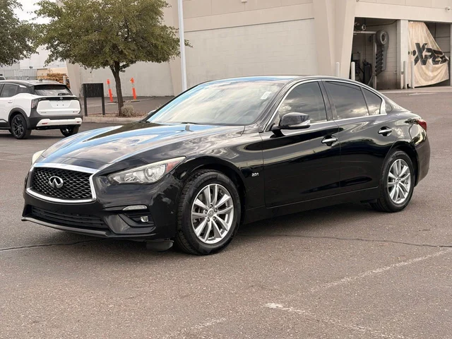 2018 INFINITI Q50 2.0t Pure
