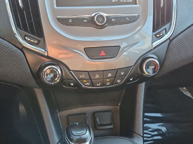 Used 2016 Red Chevrolet LT image 21