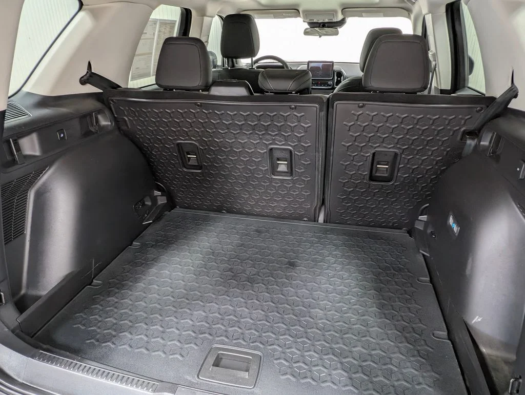 Certified Used 2023 Shadow Black Ford Big Bend image 20