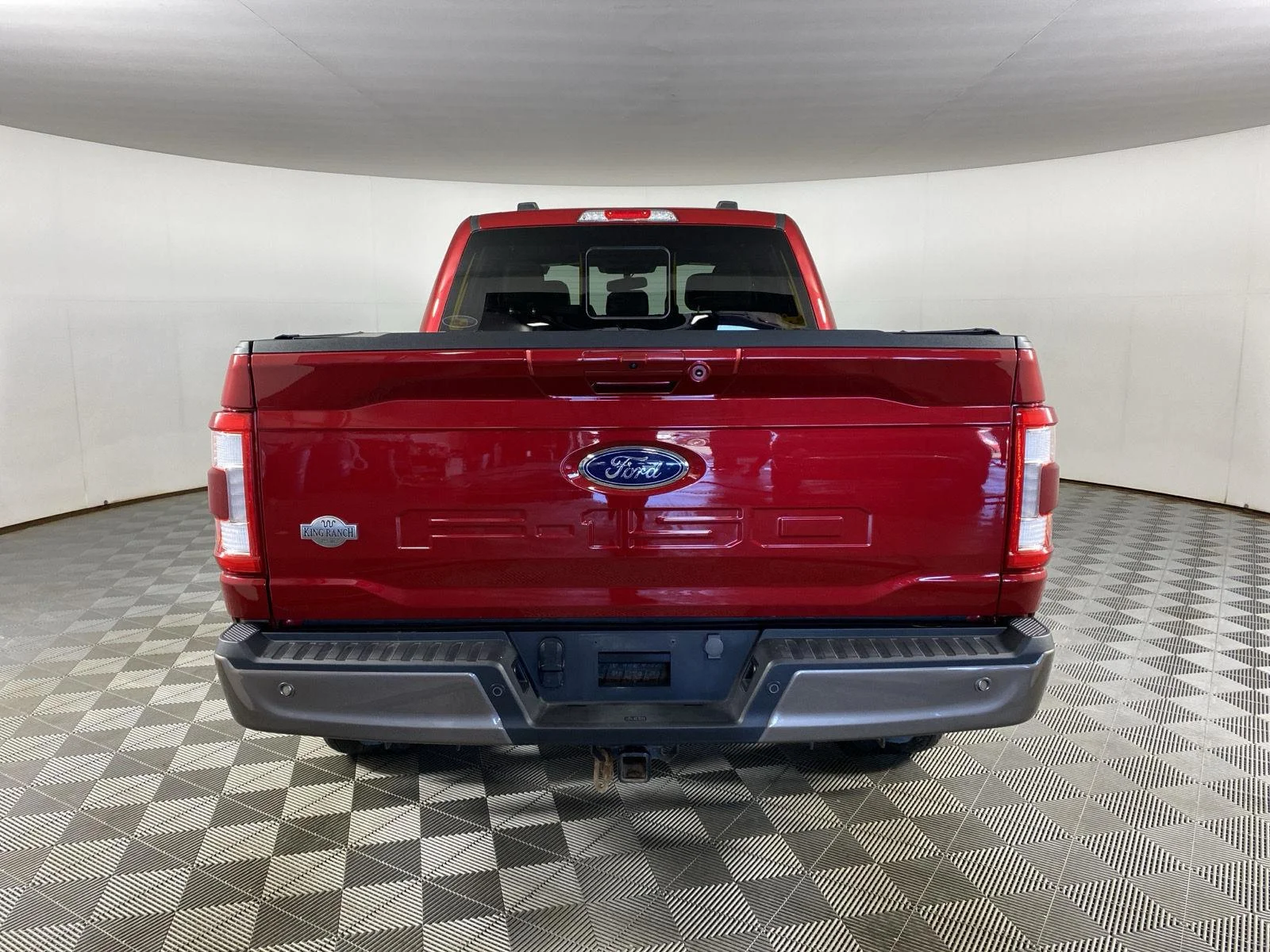 Used 2023 Rapid Red Metallic Tinted Clearcoat/Stone Gray Ford King Ranch image 9