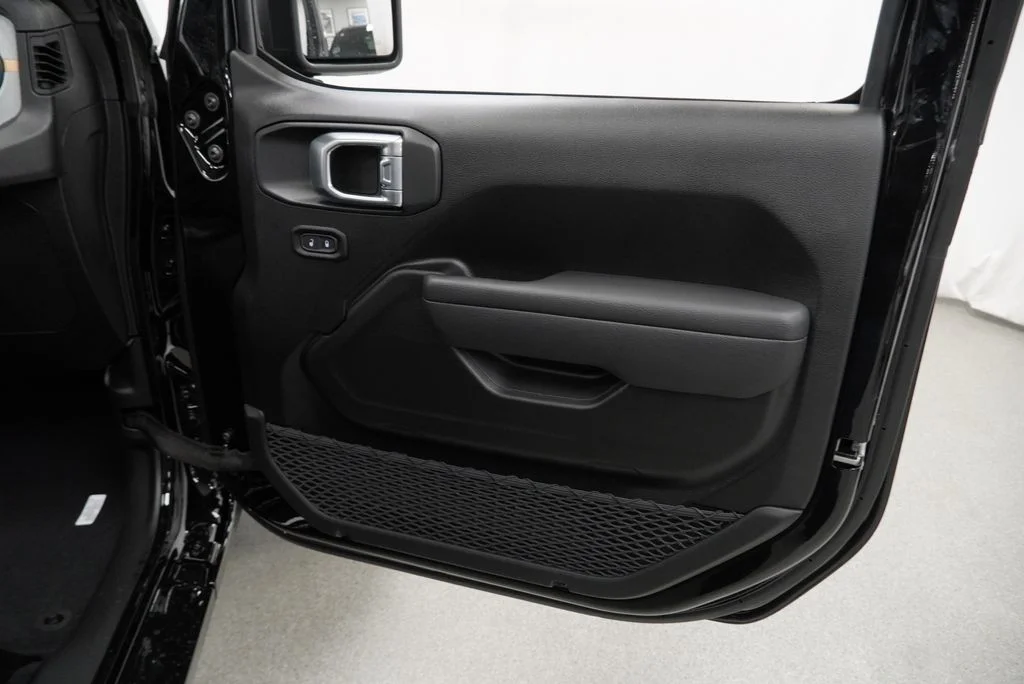 New 2027 Black Clear-Coat Paint Jeep Sport image 33