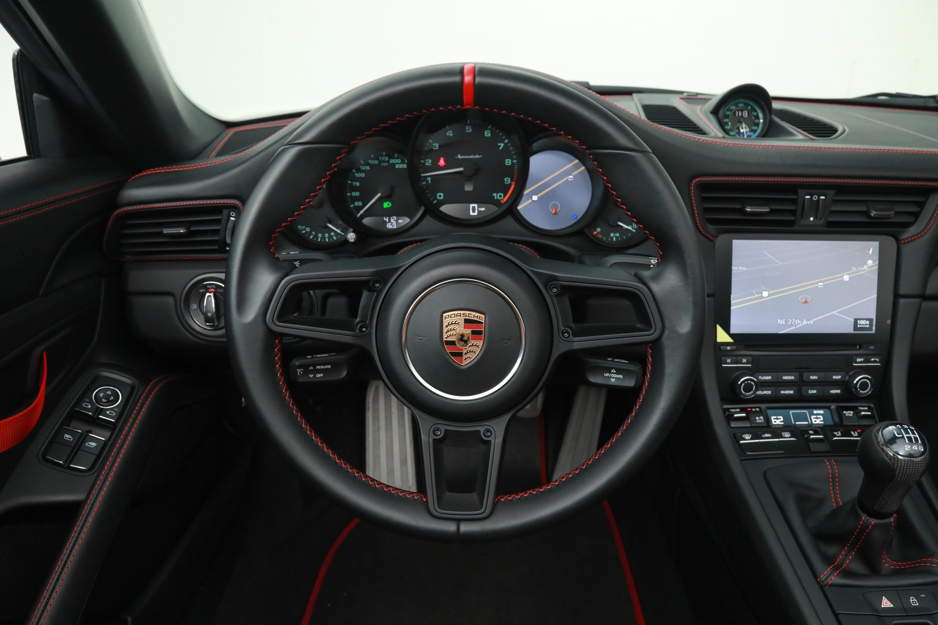 Used 2019 Chalk Porsche Speedster image 27