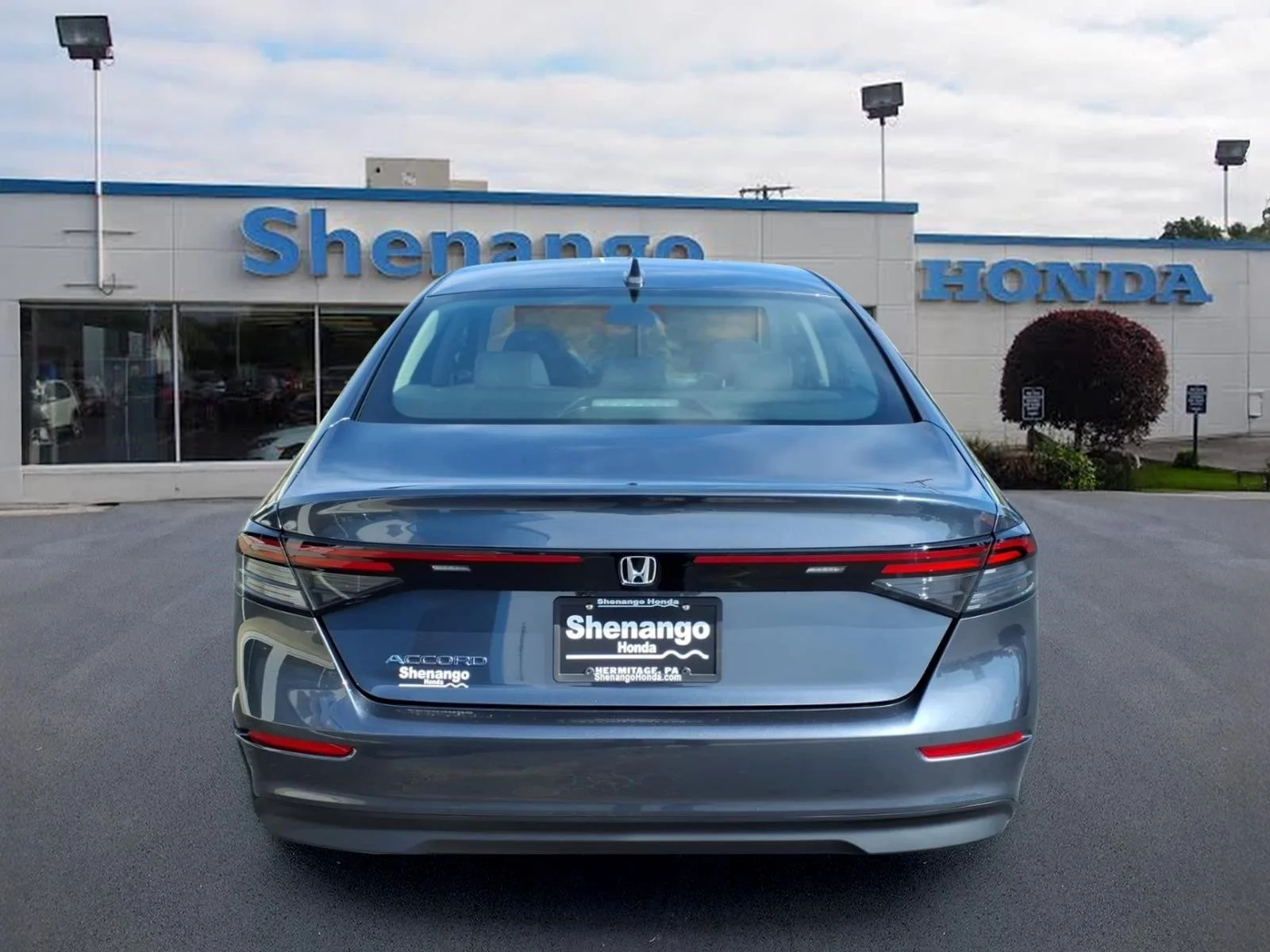 New 2026 Meteorite Gray Metallic Honda LX image 4