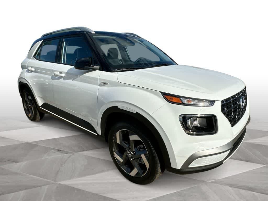 New 2026 Lunar White w/Black Roof Hyundai SEL w/Two-Tone Roof image 2